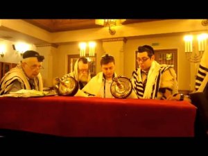 Чтение Торы