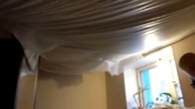 Натяжные потолки в Серове. Разогрев полотна смотреть онлайн