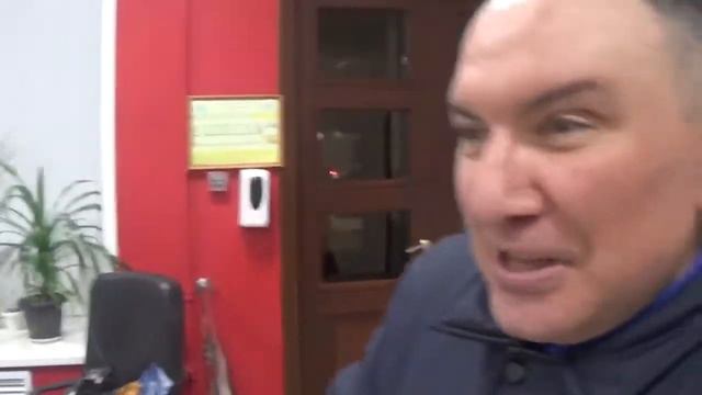 "ЧТОБЫ "КОРОНА" СБРОСИЛА СВОЮ КОРОНУ": СОТРУДНИЦЫ МУЗЕЯ ИМ.ТКАЧЕНКО И АМУР БАКИЕВ. ПОЗДРАВЛЕНИЯ С Н смотреть онлайн