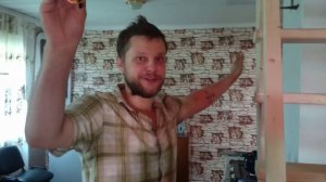 МАЛЕНЬКАЯ ЛЕСТНИЦА НА МАНСАРДУ