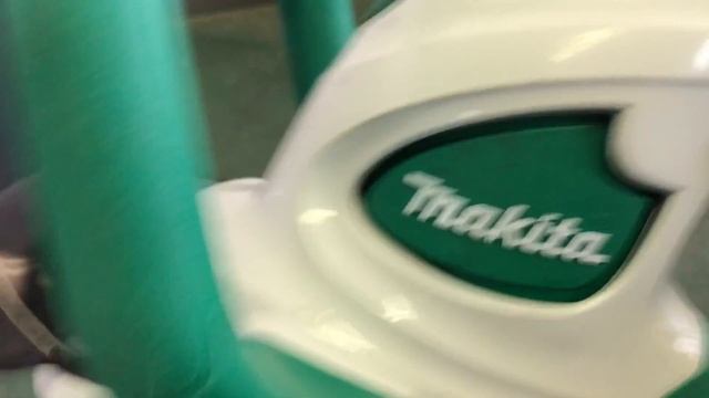 makita/マキタ　　生垣バリカン　刈払い機　　360mm MUH3651 смотреть онлайн