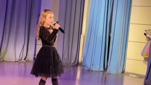 Песня «старый рояль». Кира 7 лет.