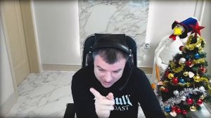 Нидин учит Актера играть в танки!