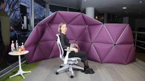 Обзор кресла Cosm от Herman Miller