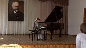 Д.Шостакович "Заводная кукла", П.И. Чайковский "Утреннее размышление"
