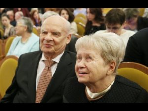 Перевернуло всю душу... Николай Добронравов - стихи о России.