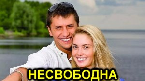 Прилучный или нет Агата Муцениеце официально объявила об отношениях