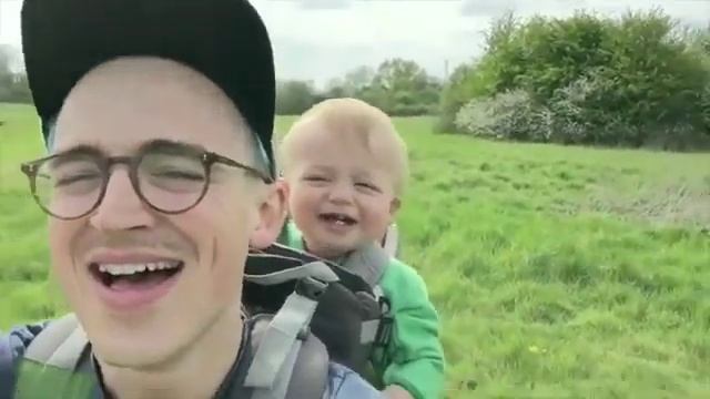 Ты бачив,у них люстра упала?... Ага,говорят Кристина пришла!))) смотреть онлайн