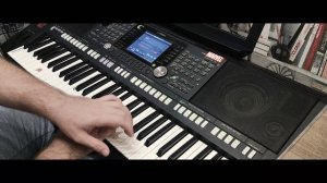 queen bohemian rhapsody на синтезаторе