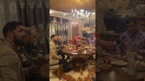 Цыгане поют дома. Песня бомба ???