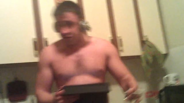 Игорь Мих 22.04.2012