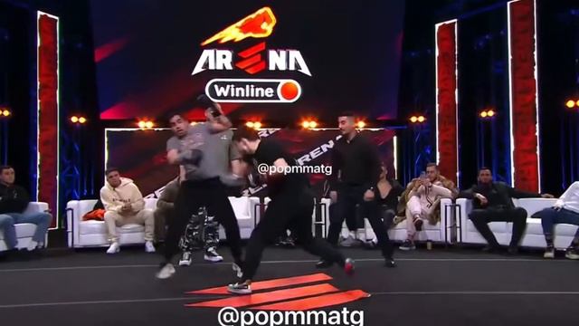харун бозиев подрался в перчатках на пресконференци ARENA