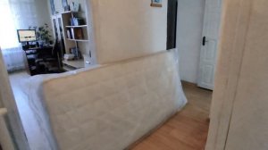 Нашла обшарпанные спинки старой железной кровати, и сделали  такую мне картинку. Привет из прошлого