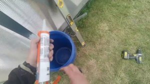 Где взять воды для полива теплицы? Водосток из профиля.