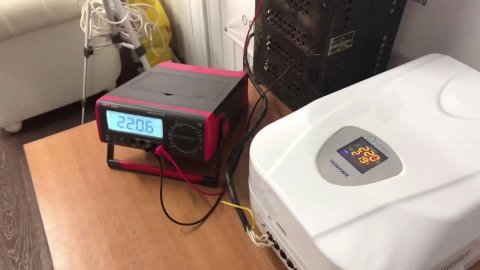 Стабилизатор 10кВт Electrolite 10000 WR