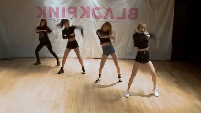 BLACKPINK - Playing with Fire dance practice mirrored