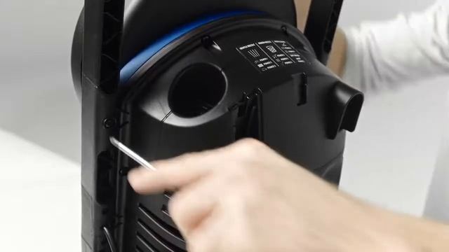 High pressure washer Nilfisk Core 140 In Hand Power Control - Unboxing смотреть онлайн