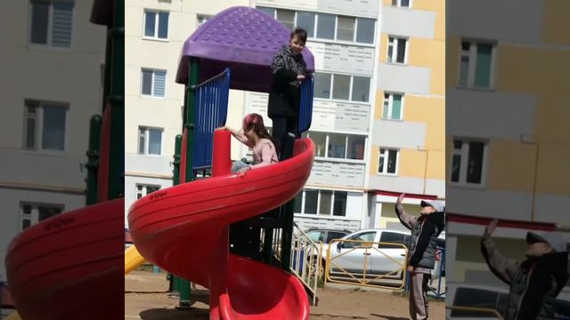 Снимали клип по песне малиновая Лада