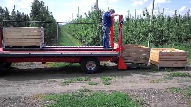 Уборочная техника для сада. Платформа для сада.