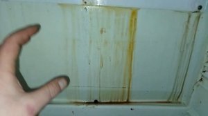 Ржавеет холодильник, спаси свой холодильник, течет вода из холодильника.