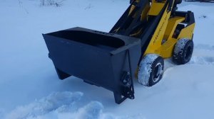 Обзор мини погрузчика Maker P450 с растворосмесителем