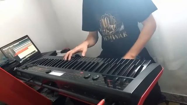 Um filme - O Teatro Mágico (keyboard) смотреть онлайн