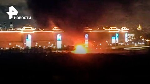 Пожар начался в здании на Нагатинской набережной в Москве в районе парка "Остров мечты"  РЕН Новости