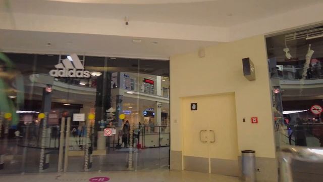 Прогулка по ТРЦ "Атриум" | Москва | Moscow walk 4K 30 fps ASMR смотреть онлайн