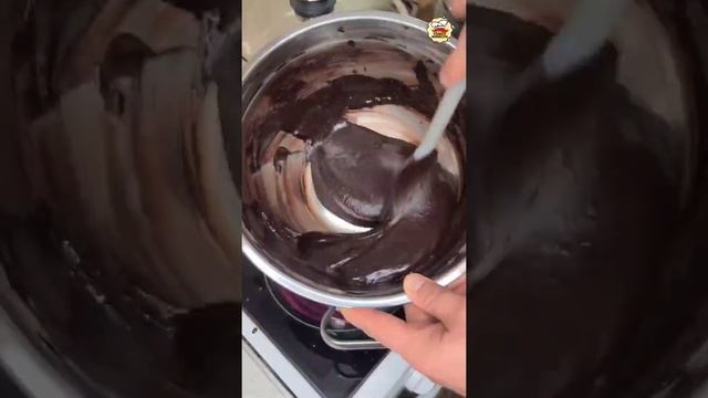 ШОКОЛАД У СЕБЯ ДОМА ШОКОЛАД НА 14 ФЕВРАЛЯ Приготовить может каждый смотреть онлайн