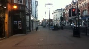 Вечерний город в рабочий день. Лидс, Англия.