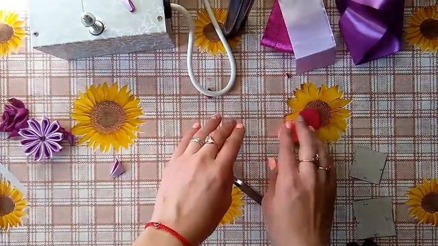 #резиночка канзаши#двухцветный лепесток#простоибыстро