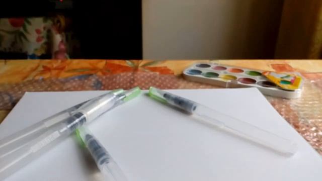 Обзор на кисточки с резервуаром для воды с Алиэкспресс!!! смотреть онлайн