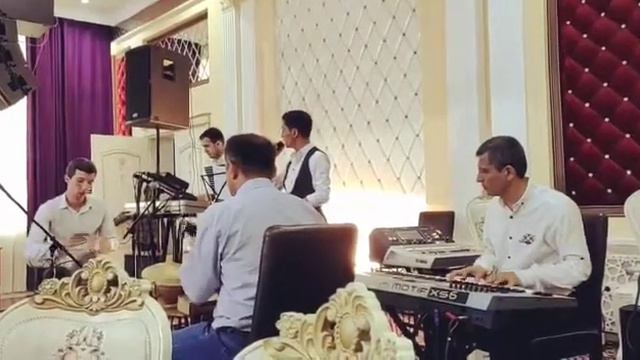 Bobur Sirojiddinov jonli ijro