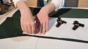 Как перевести линии выкройки на вторую сторону. Без стука по столу и промётывания. МК по шитью
