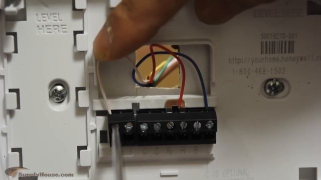 How to Wire a Thermostat to a Relay смотреть онлайн