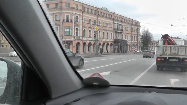 Автонакат - Островки и разметка на проезжей части являются важными.