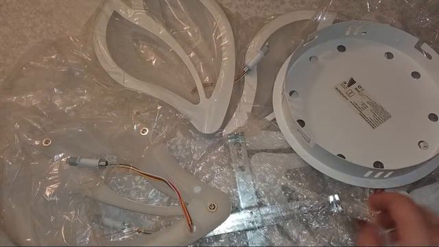 Розпакування 47 з Nilena Sans новий рік 2024 зима Київ розпаковка unboxing подарунок