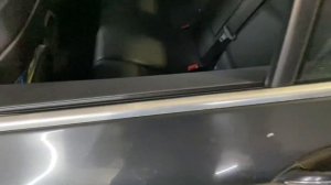 BMW 5er F10 Неисправен;поломан замок задней двери.Не открывается дверь изнутри и с ключа не работае