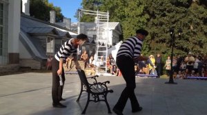 Театр пантомимы Со-Творение. VIII Международный фестиваль уличных театров «Елагин парк»