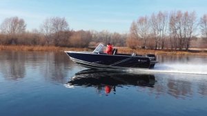 Realcraft 510. Видео обзор семейства моторных лодок из алюминия.