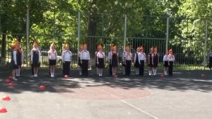 ГБОУ СОШ №830. 3 "Б" класс на смотре строя и песни.