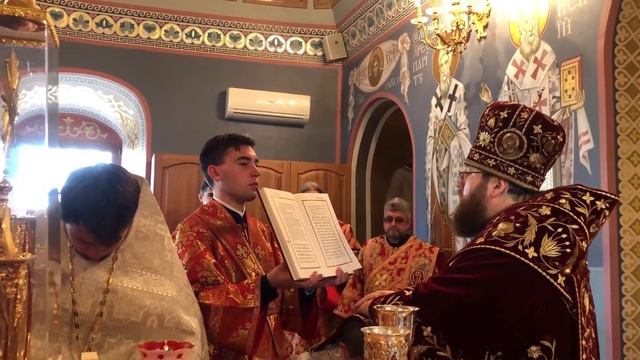 Митрополит Игнатий рукоположил в сан диакона — иподиакона Алексия Грачёва (06.06.2021) смотреть онлайн