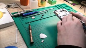 Samsung J400 - Не заряжается. Горит значёк перегрева устройства