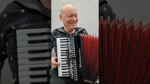 ЗАЖЁГ на аккордеоне!!!!! Цыганочка с выходом.