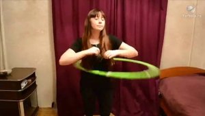 Как крутить обруч для талии