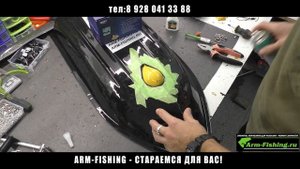 Установка Эхолота Lucky ff718 li в карповый кораблик