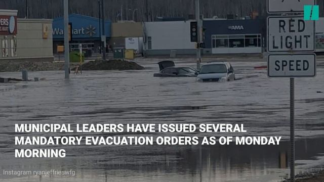 Flooding Strikes Fort McMurray смотреть онлайн