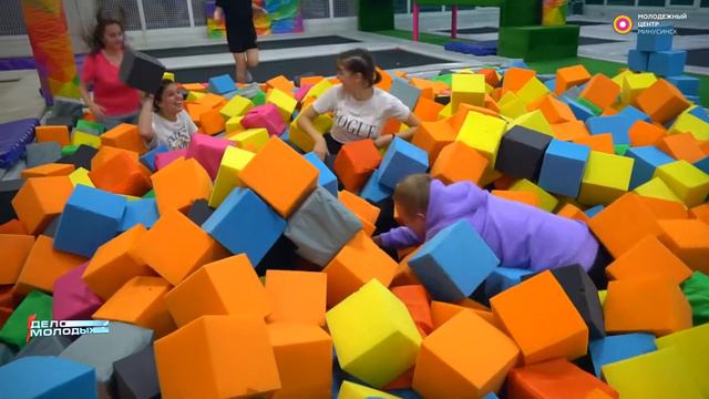 Батутный центр "Притяжение" (Дело Молодых) смотреть онлайн