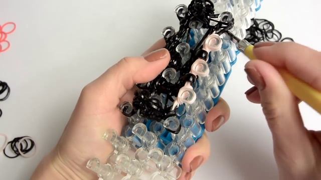 Минни Маус 3Д из резинок Raindow Loom часть 1 смотреть онлайн