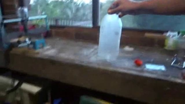How to do the Self Inflating Balloon Trick - Simple Science Experiment - Uses a Cold Bottle смотреть онлайн